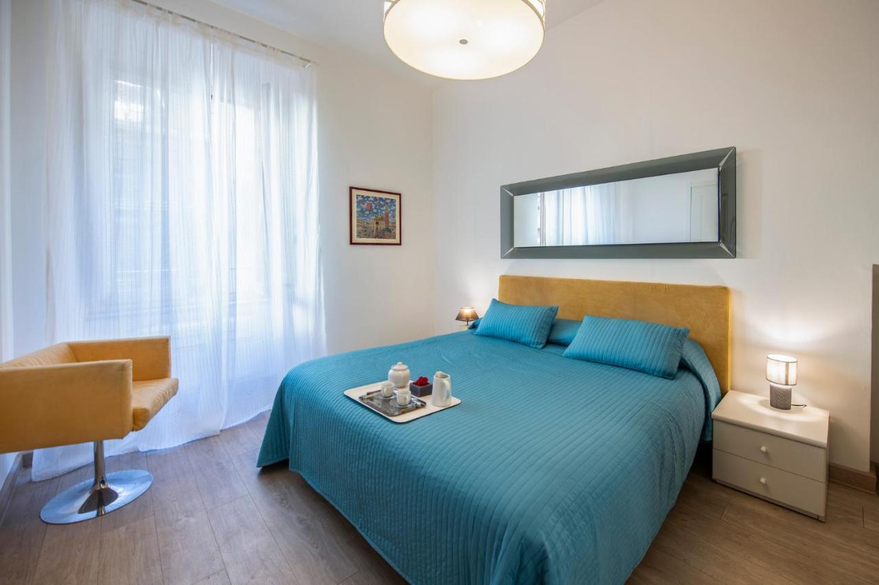 Mamo Florence - Amalia Piazza Signoria Apartment Extérieur photo