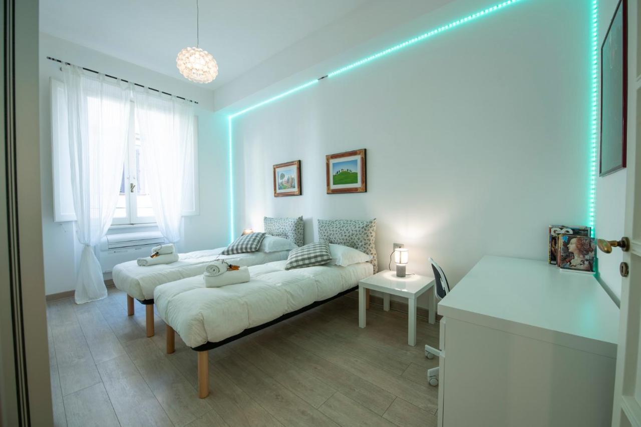 Mamo Florence - Amalia Piazza Signoria Apartment Extérieur photo
