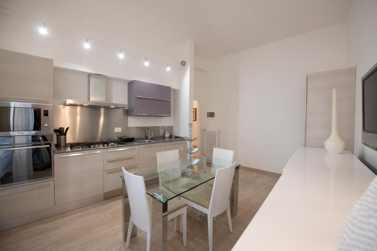 Mamo Florence - Amalia Piazza Signoria Apartment Extérieur photo